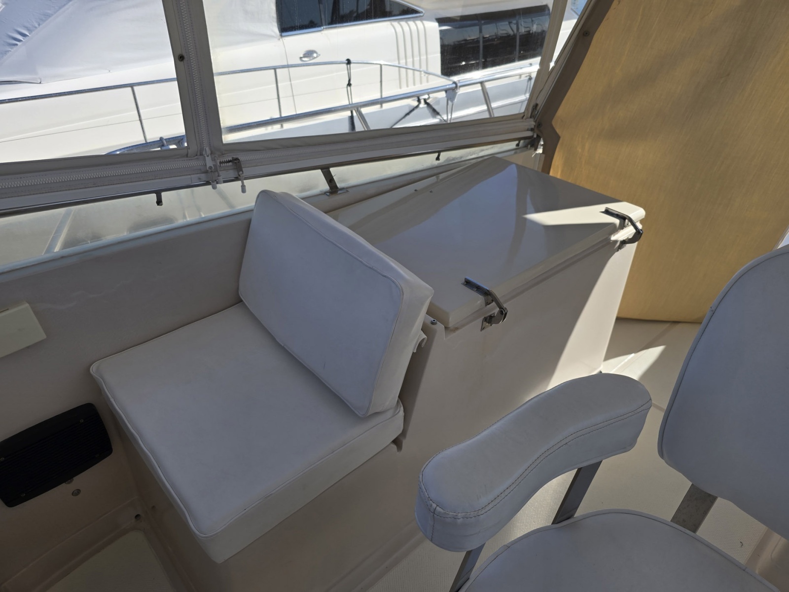 THE WETBAR 48ft Offshore Yachts Yacht For Sale