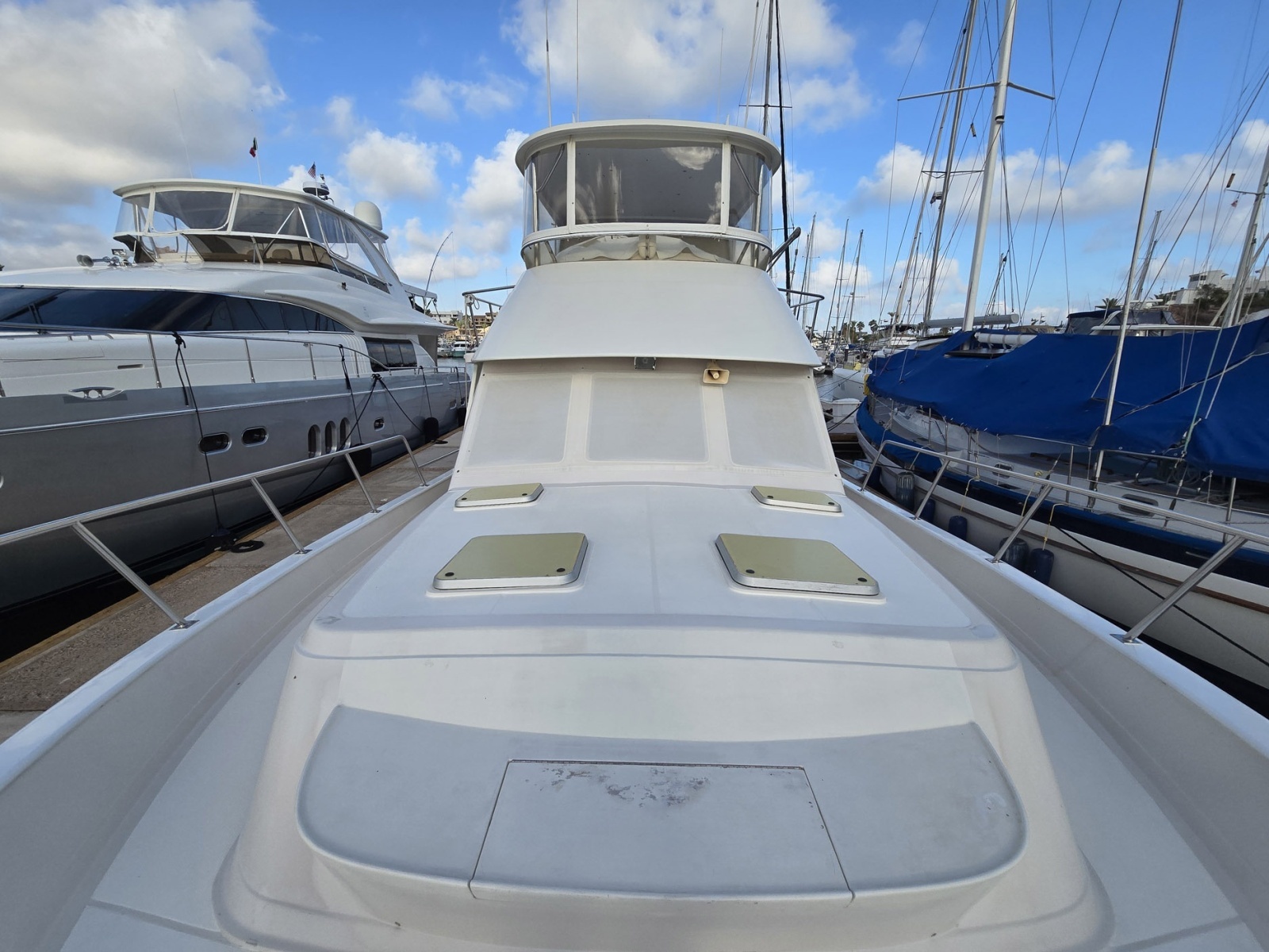 THE WETBAR 48ft Offshore Yachts Yacht For Sale