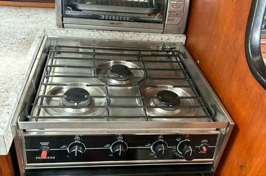 Zephyrus 50ft Beneteau Yacht For Sale