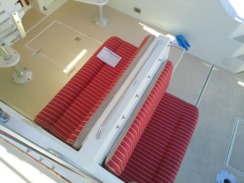 36' 2002 Sabre 36 Express