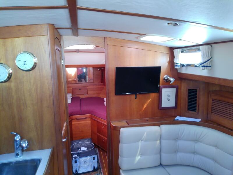 36' 2002 Sabre 36 Express