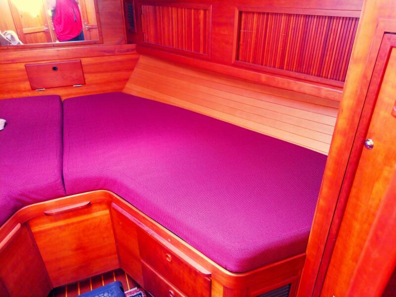 36' 2002 Sabre 36 Express