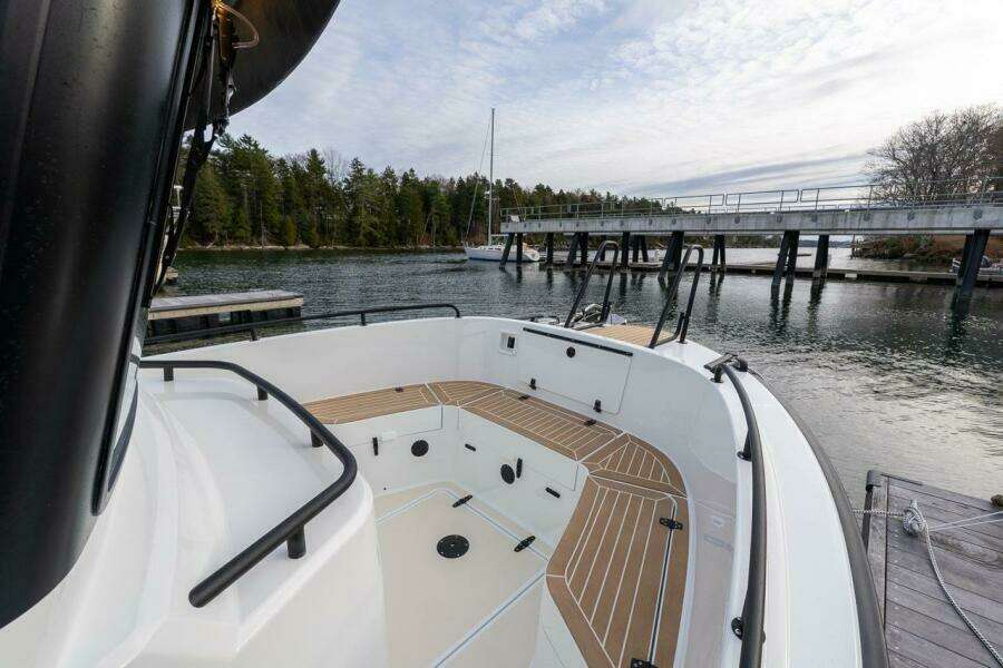 450k    650k Stock 3 27ft Targa Yacht For Sale