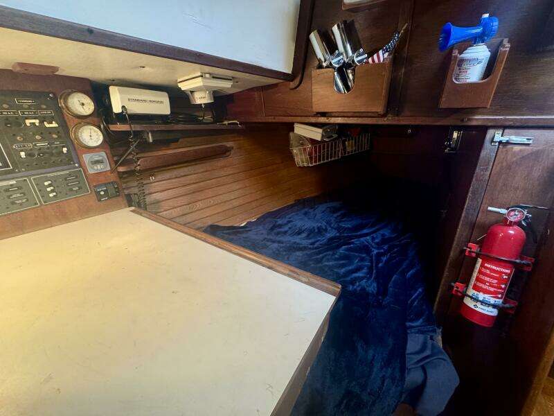 38ft Morgan Yacht For Sale