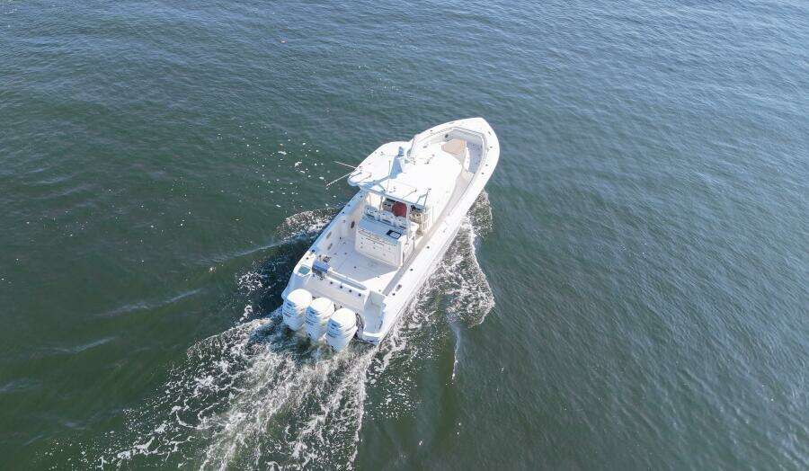 35 Boston Whaler