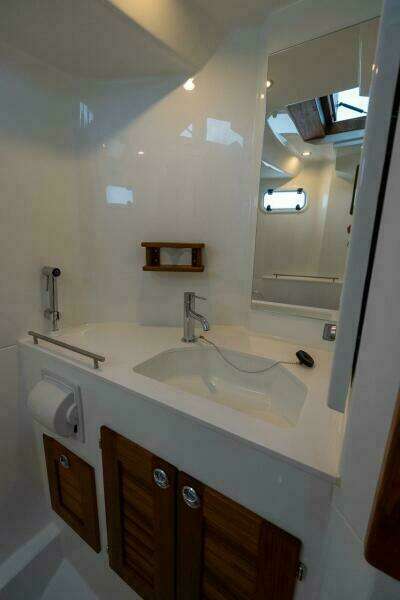 450k    650k Stock 3 27ft Targa Yacht For Sale