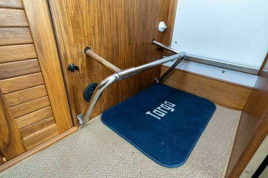 450k    650k Stock 3 27ft Targa Yacht For Sale