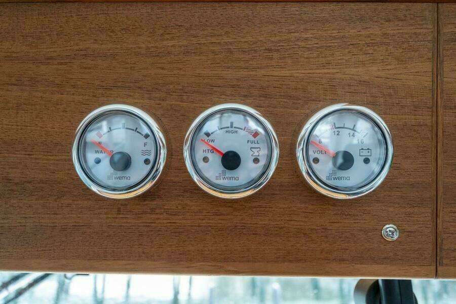 450k    650k Stock 3 27ft Targa Yacht For Sale