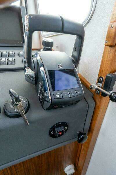 450k    650k Stock 3 27ft Targa Yacht For Sale