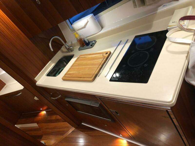 Silver Lining 39ft Tiara Yachts Yacht For Sale