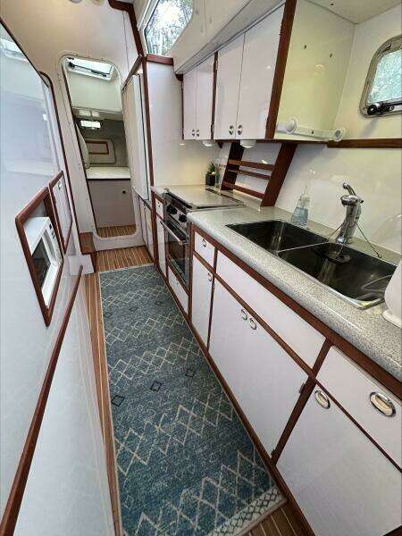 Prost 36ft Endeavour Catamaran Yacht For Sale