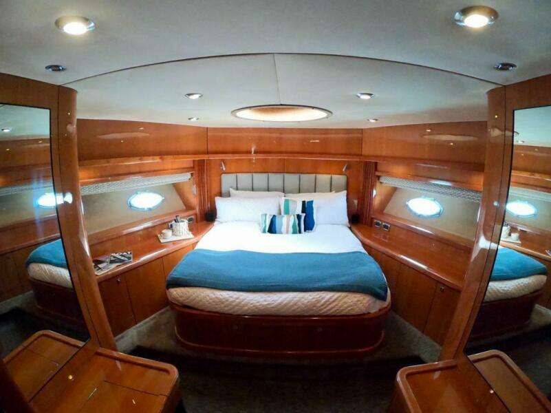 82ft Sunseeker Yacht For Sale