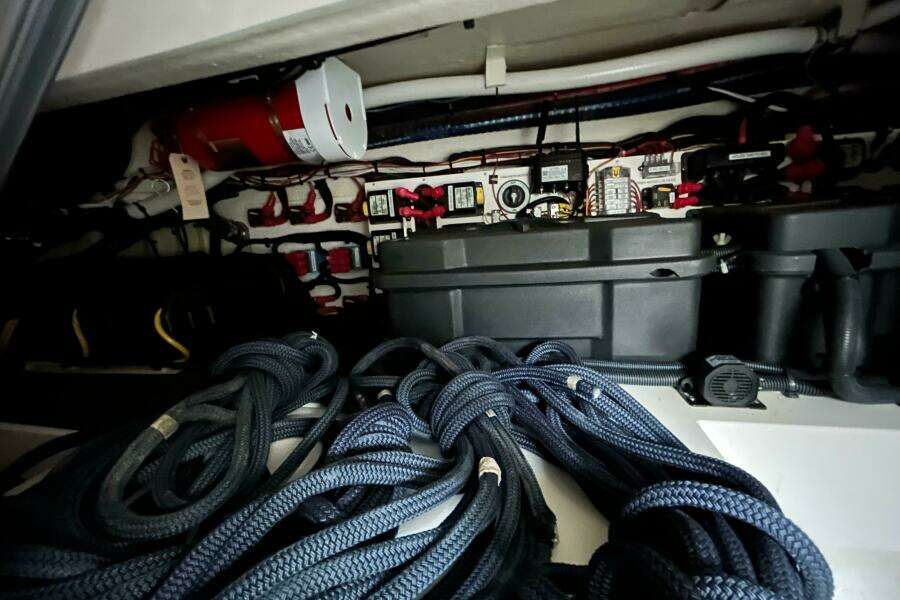 Esc Key 39ft Back Cove Yacht For Sale