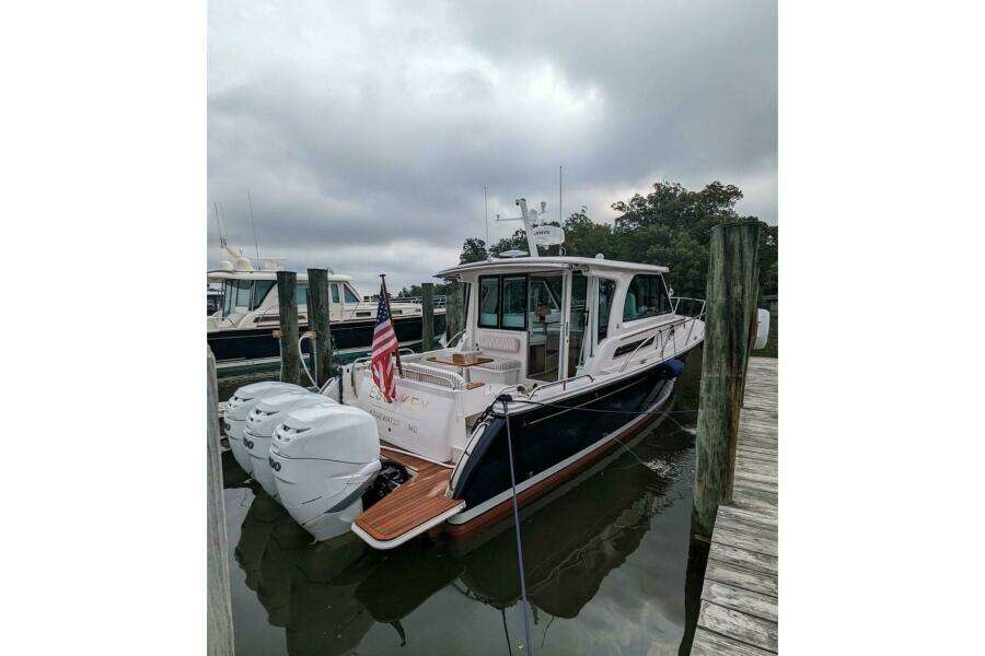 Esc Key 39ft Back Cove Yacht For Sale