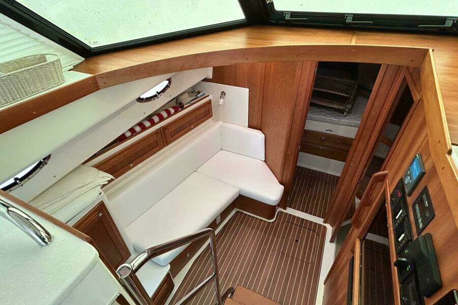 Esc Key 39ft Back Cove Yacht For Sale