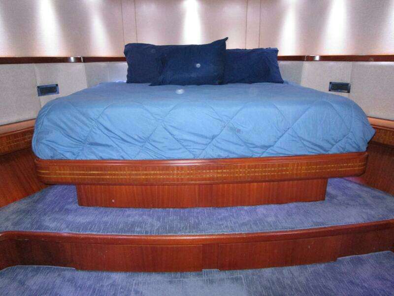 Master Cabin Looking Forward