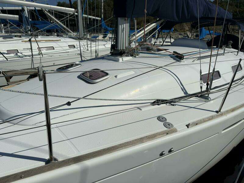Va Bene 37ft Beneteau Yacht For Sale