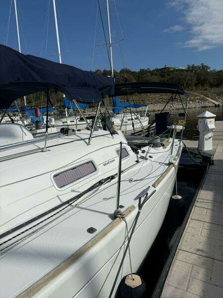Va Bene 37ft Beneteau Yacht For Sale