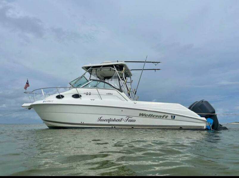 26ft Wellcraft Yacht For Sale
