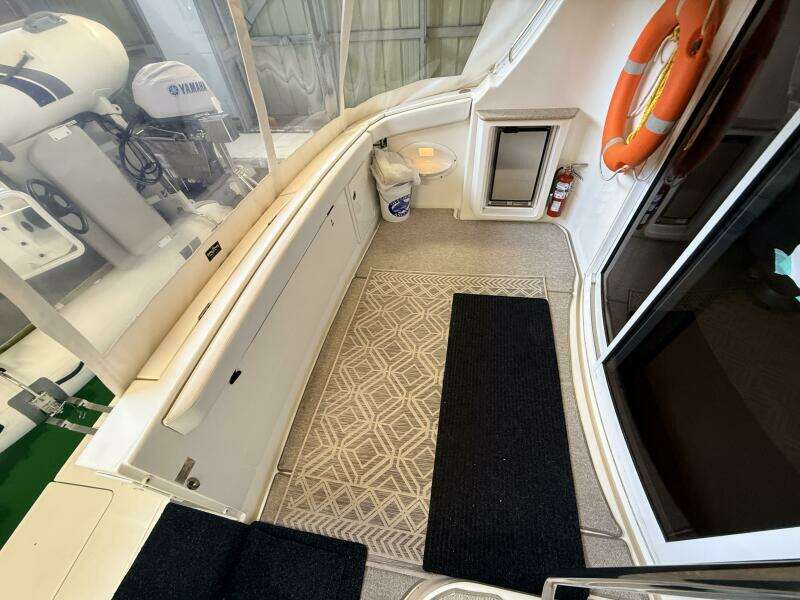 38ft Silverton Yacht For Sale