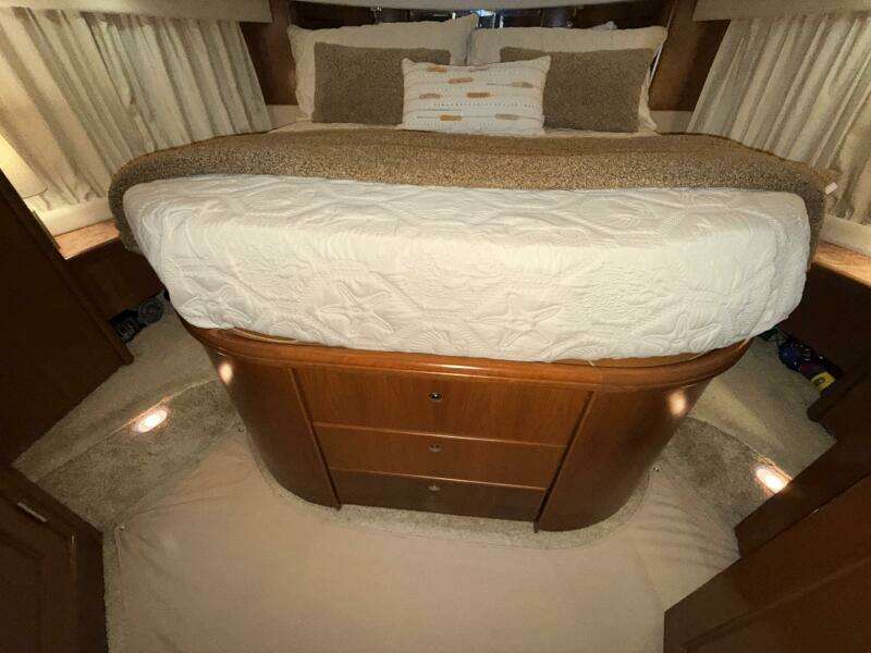 38ft Silverton Yacht For Sale