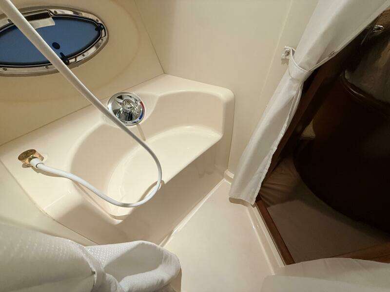 38ft Silverton Yacht For Sale