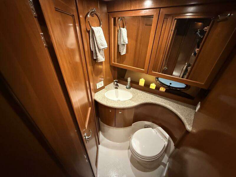 38ft Silverton Yacht For Sale