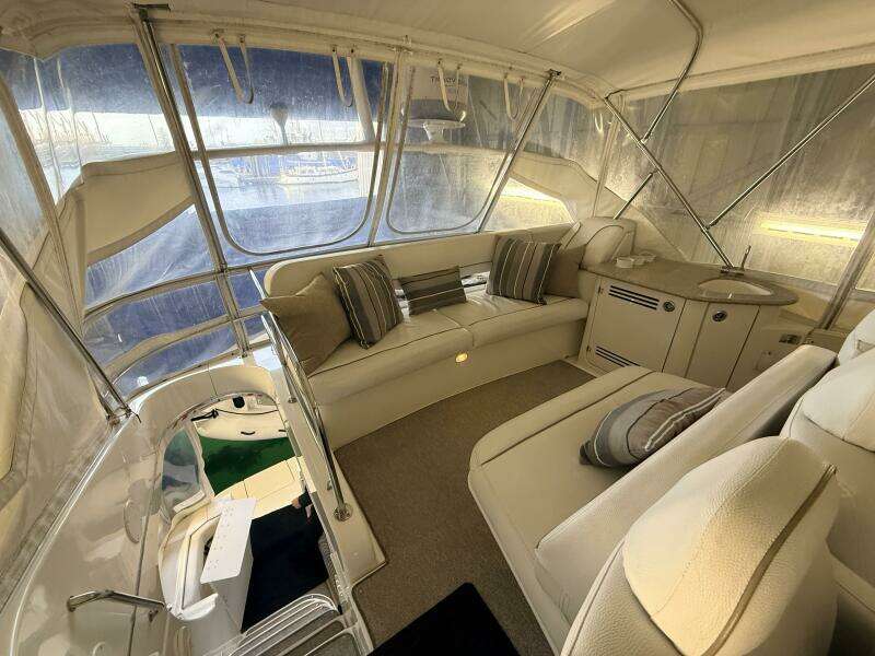 38ft Silverton Yacht For Sale