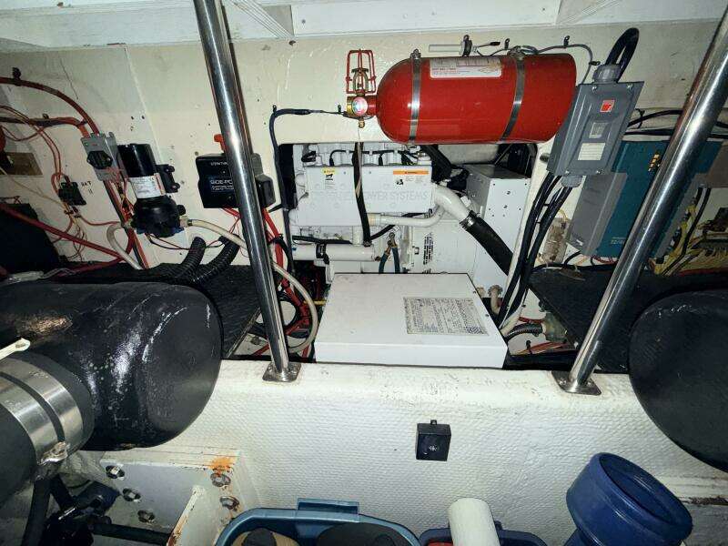 38ft Silverton Yacht For Sale