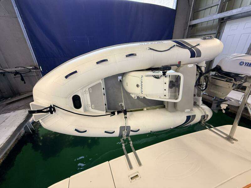 38ft Silverton Yacht For Sale