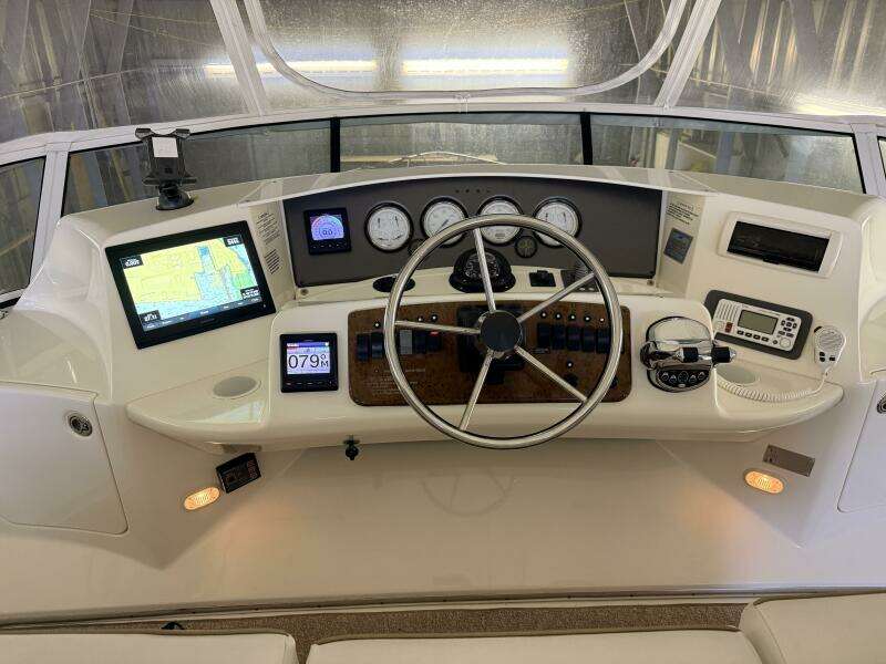 38ft Silverton Yacht For Sale