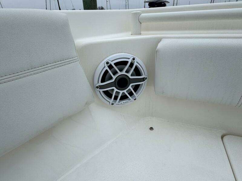 24ft Cobia Yacht For Sale