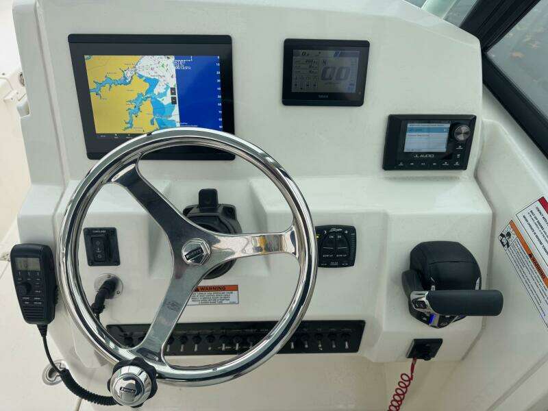 24ft Cobia Yacht For Sale