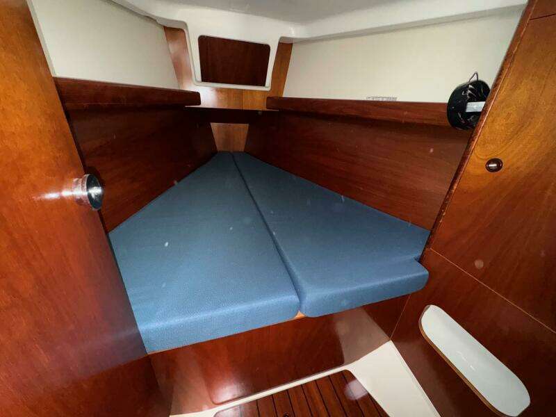 36ft Beneteau Yacht For Sale