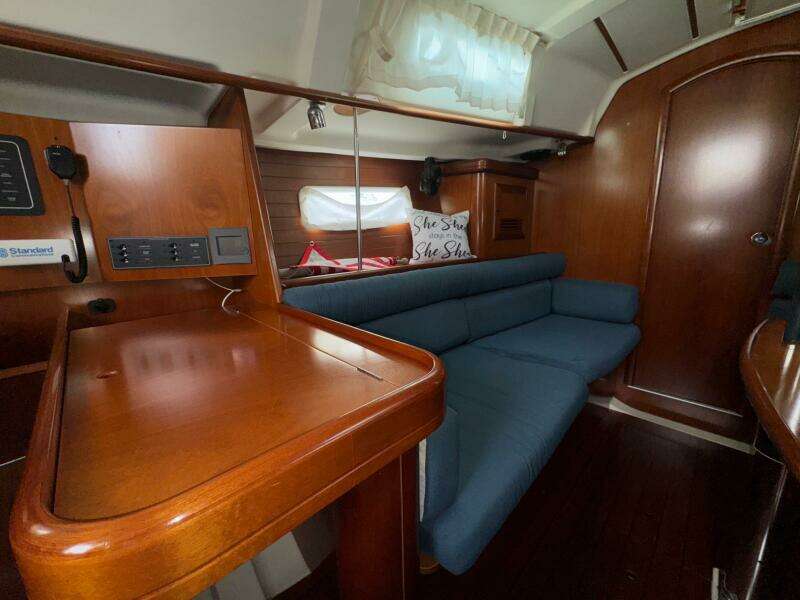 36ft Beneteau Yacht For Sale