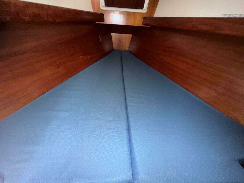 36ft Beneteau Yacht For Sale