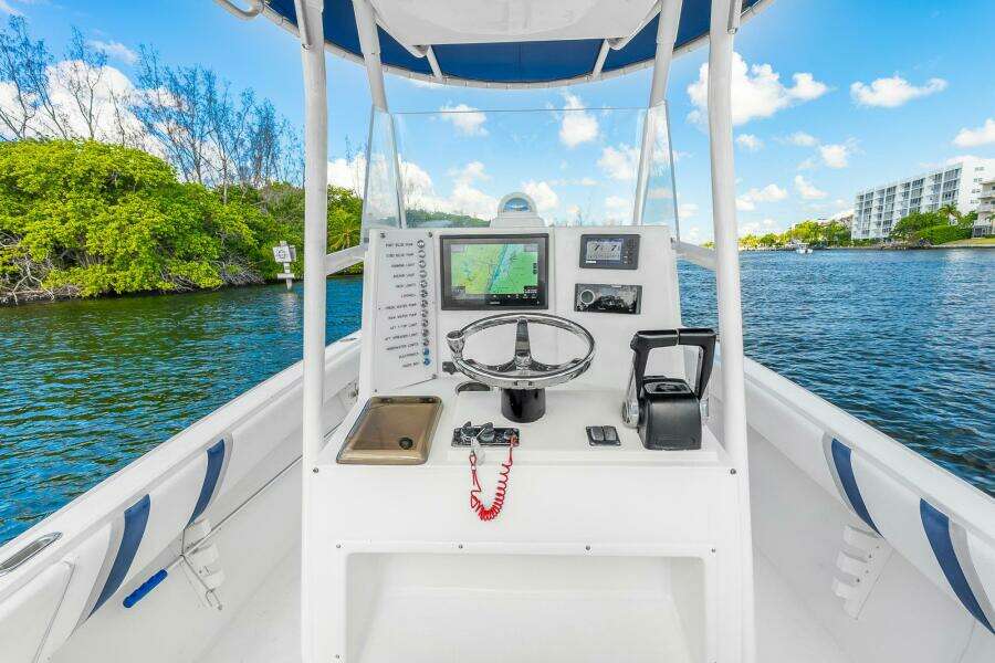 26ft Island Runner Yacht For Sale