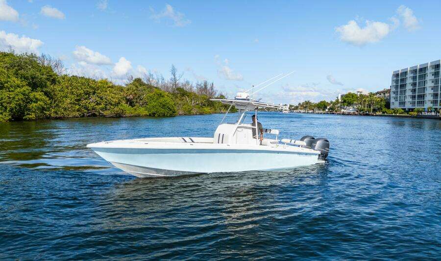 26ft Island Runner Yacht For Sale