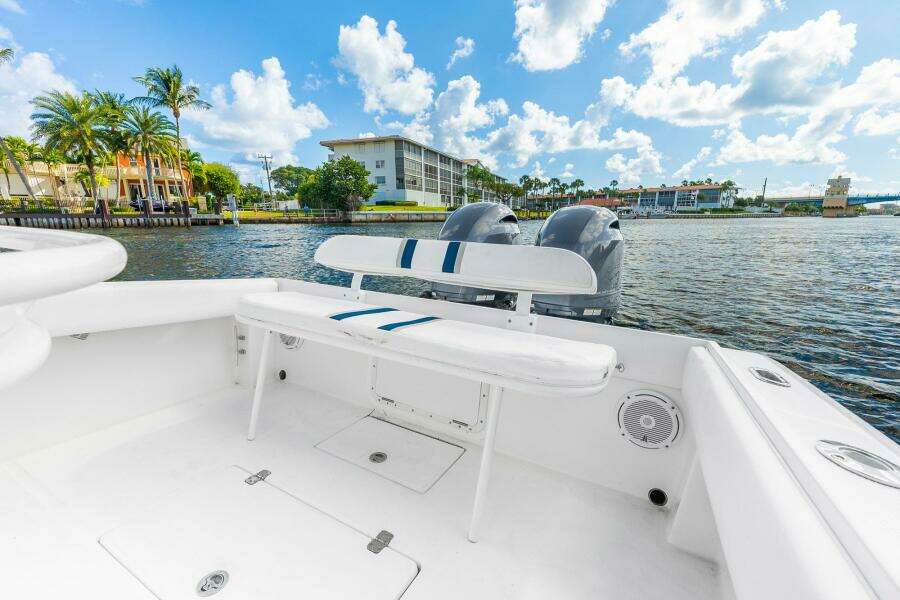 26ft Island Runner Yacht For Sale