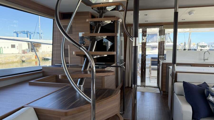 54ft Aquila Yacht For Sale