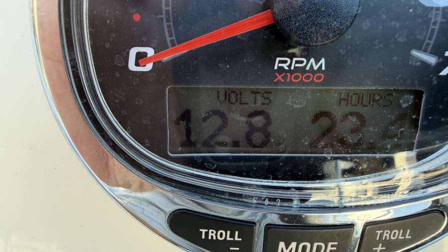 54ft Aquila Yacht For Sale