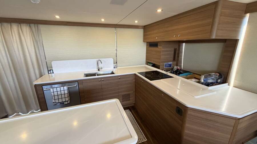 54ft Aquila Yacht For Sale