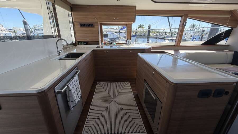 54ft Aquila Yacht For Sale