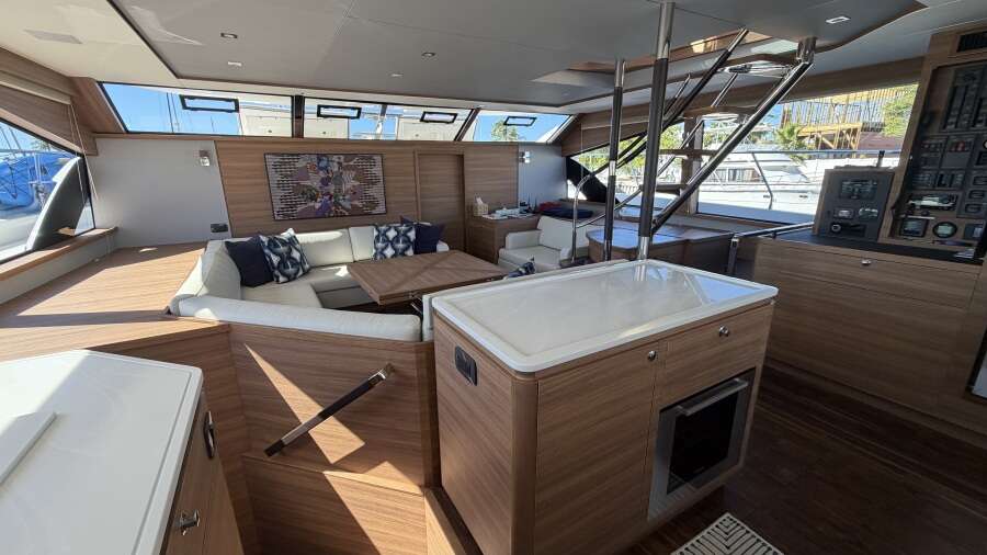 54ft Aquila Yacht For Sale