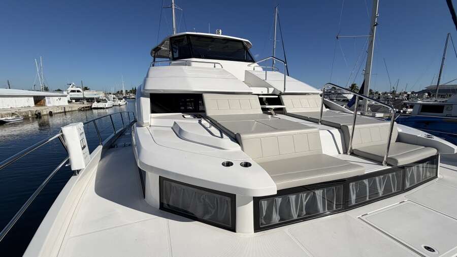 54ft Aquila Yacht For Sale