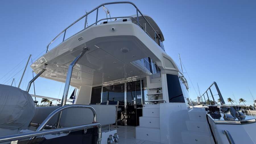 54ft Aquila Yacht For Sale
