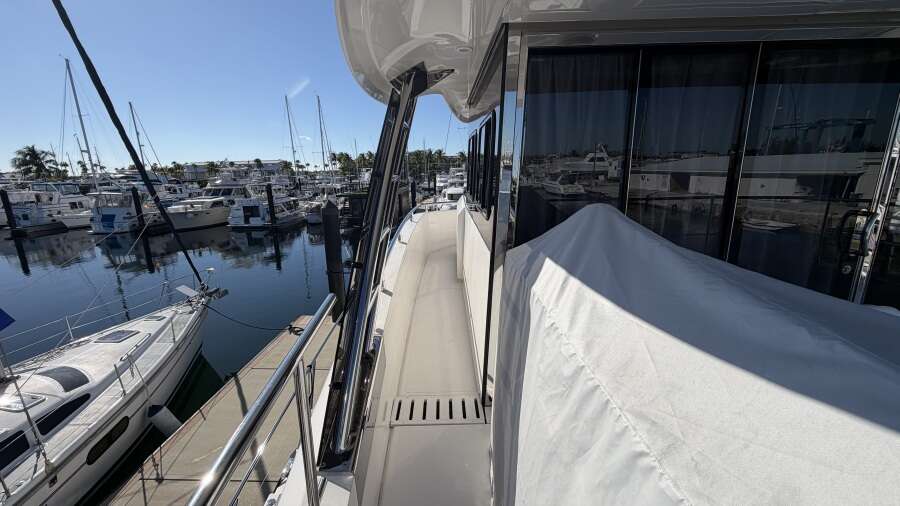 54ft Aquila Yacht For Sale