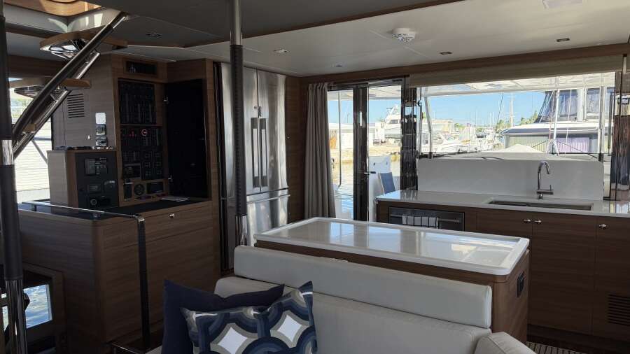 54ft Aquila Yacht For Sale