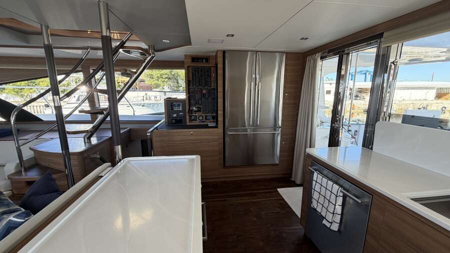 54ft Aquila Yacht For Sale