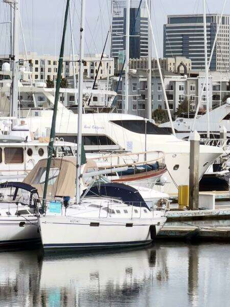 Wildflower 37ft Beneteau Yacht For Sale